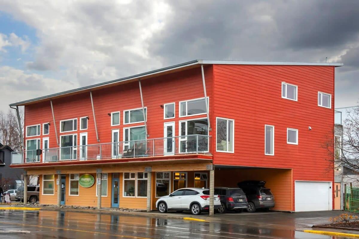 Villa Nn - The Flame - Downtown 1-Bed 2-Bath Whitehorse Exterior foto